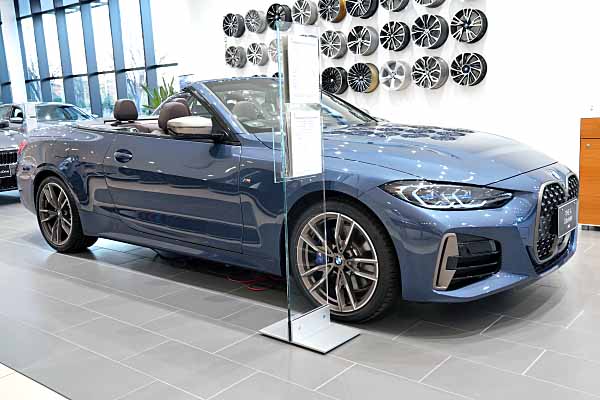 BMW M440i xドライブ カブリオレ ブルー BMW M440i xDrive BMW M440i xドライブ カブリオレ ブルー BMW M440i xDrive