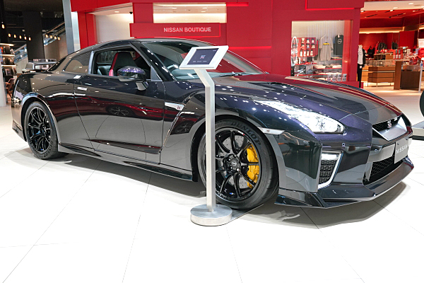 日産 GT-R トラックエディション エンジニアード バイ ニスモ T