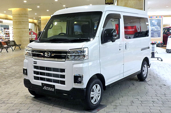 ダイハツ アトレー RS ホワイト Daihatsu Atrai RS : White | Car and