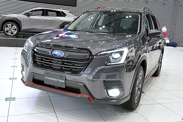 スバル フォレスター エックスブレイク グレー (2) Subaru
