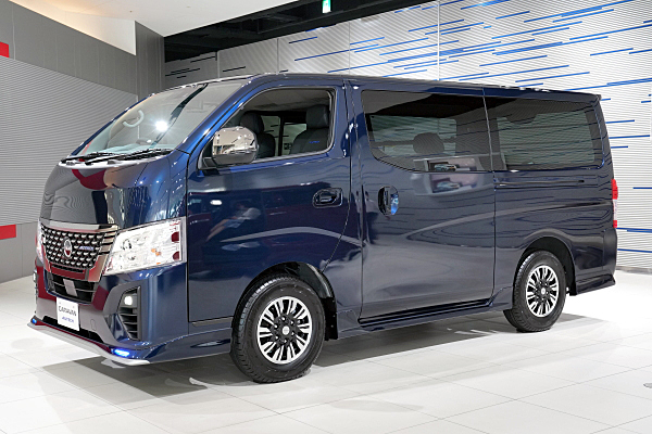 日産 キャラバン オーテック ブルー Nissan Caravan Autech