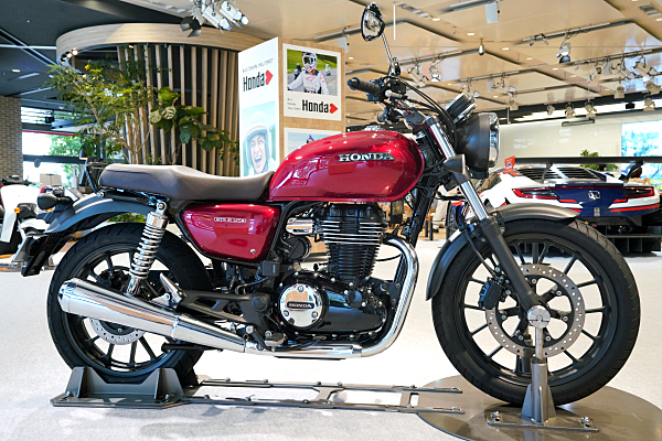 ホンダ GB350 レッド Honda GB350 : Red | Car and Moto in Japan