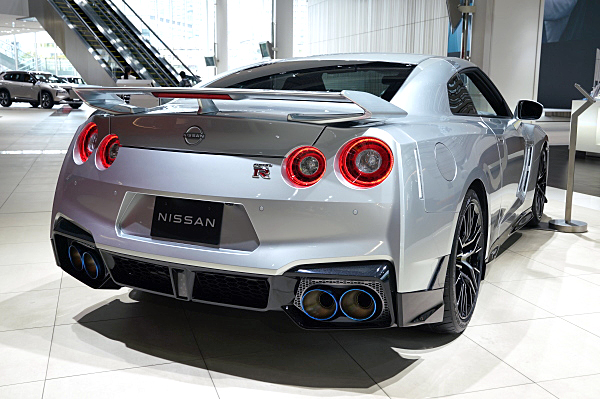 ゆ*吉様 GT-R シルバー ストリートレギュラー Amazon | トミーテック (TOMYTEC) トミカリミテッドヴィンテージ