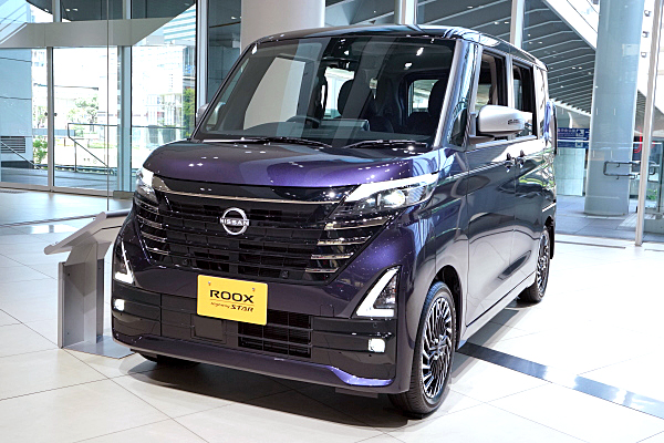 日産 ルークス ハイウェイスター G ターボ アーバンクロム