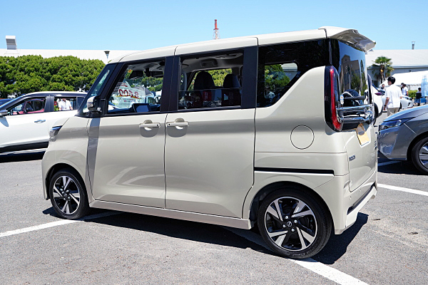 日産 ルークス ハイウェイスター G ターボ バニラ Nissan Roox Highway