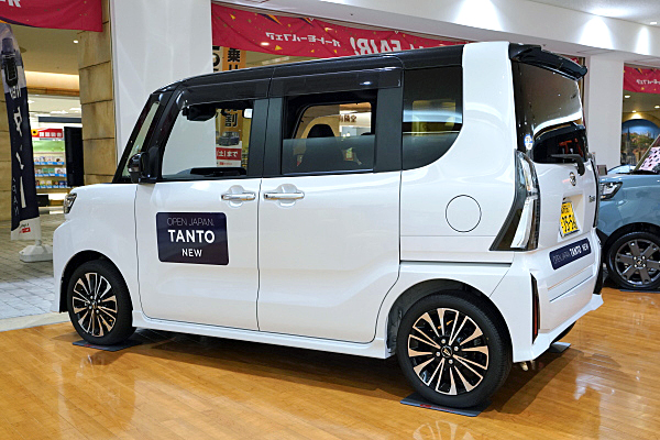 ダイハツ タント カスタム RS ホワイト / ブラック Daihatsu Tanto
