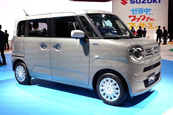 スズキ ワゴンR スマイル ハイブリッド S リミテッド グレー