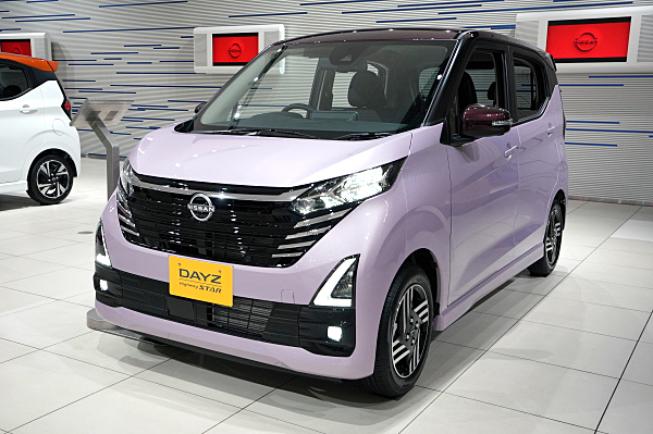 日産 デイズ ハイウェイスター X ライラック / カシス Nissan DAYZ