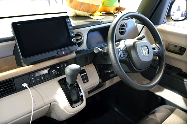 ホンダ エヌボックス ファッションスタイル イエロー Honda N