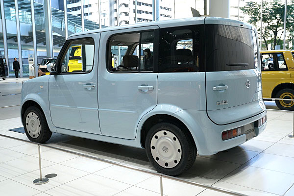 Nissan キューブ2個セット 日産 キューブ SX 70th-Ⅱ 2004 BZ10 Nissan Cube SX 70th-Ⅱ 2004