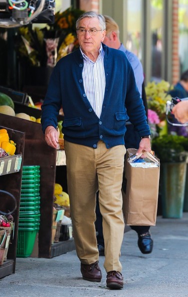 ロバート・デ・ニーロがアン・ハサウェイの下でインターンとして働く映画『The Intern』が見たいんだけど、まだかなあ