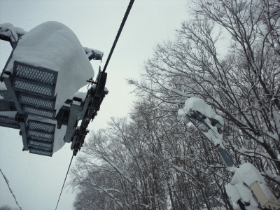 リフトの雪