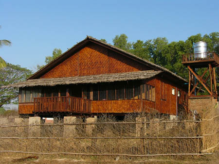Myaungmya Guest houst