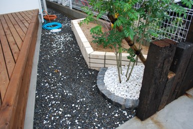 レンガ花壇