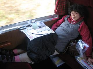 SL車内の妊婦さん