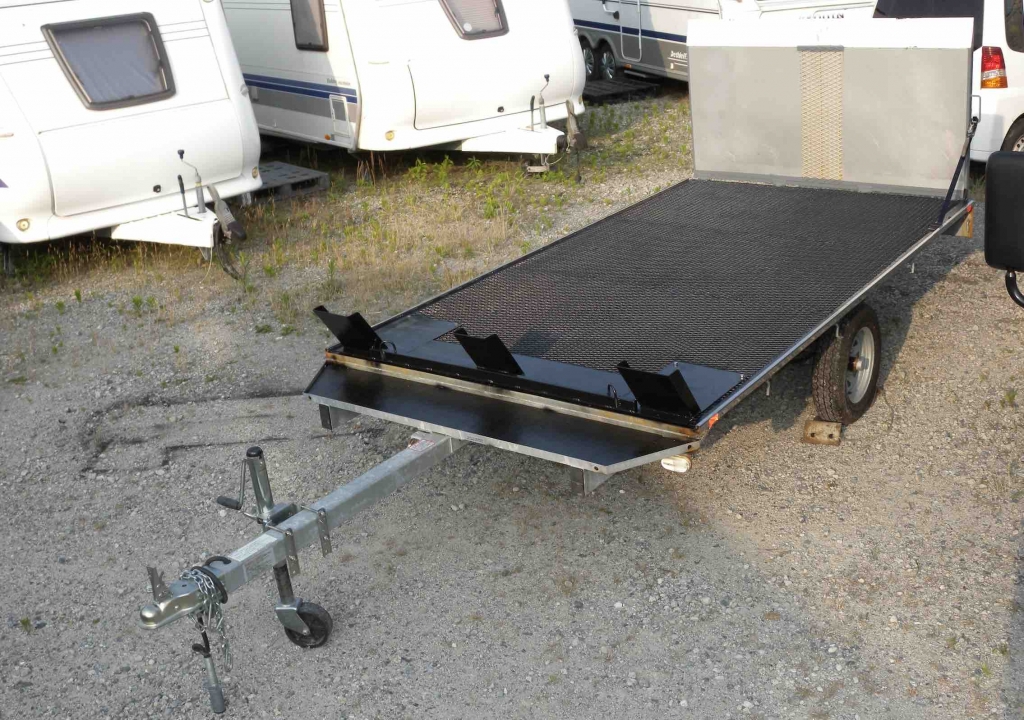 普通免許サイズトレーラー 中古車 | 関西キャンピングカー製作工場 