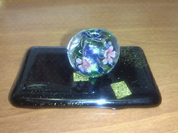 とんぼ玉香立て
