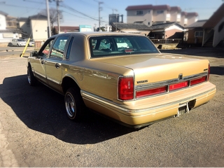 95年リンカーンタウンカー ローライダー | T.S.T AUTO CUSTOM Car