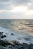 大海ニ臨ミテ