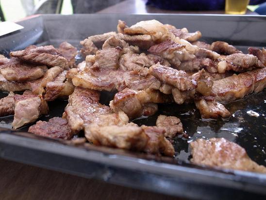 うちの牛肉は脂の照りが違います!