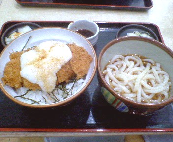 とろろカツ丼
