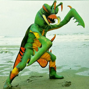 ライダー怪人のデザインの魅力を語る～カマキリ獣人編～ | rising blue