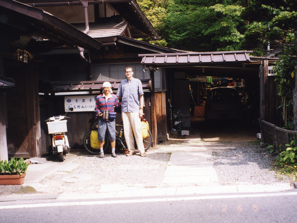2002.6.5-3.jpg