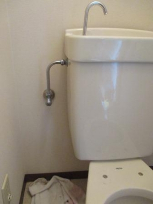 トイレ洗浄便座取付?給水管改造?施工直前.JPG