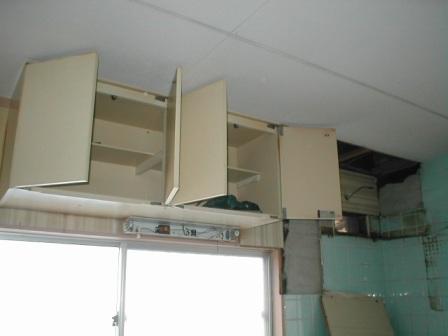 台所キッチン取替え?解体?レンジフードと吊り戸棚?.JPG