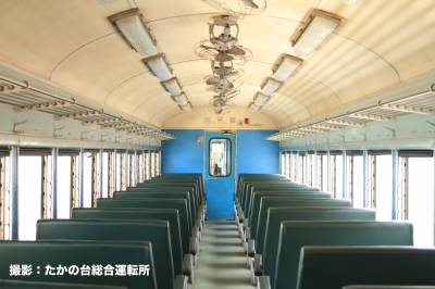 旧型客車車内_2.jpg