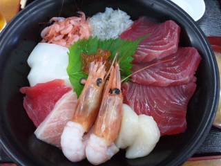 小川港魚河岸食堂 上海鮮丼