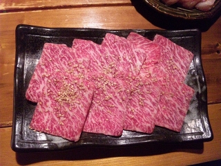 炭の家 牛刺身