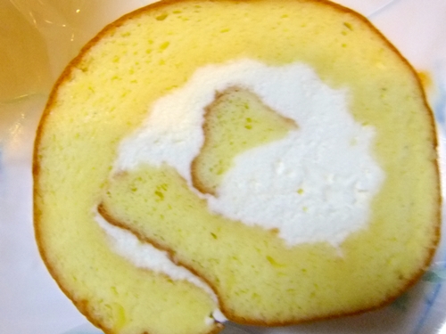 シンプルロールケーキ