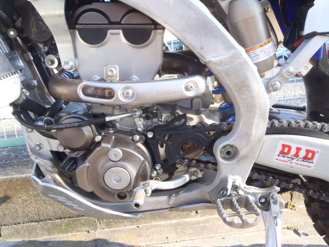 YZ250F 2019〜2023 エンジンハンガー　中古　① Yahoo!オークション -「yz250f エンジン」の落札相場・落札価格