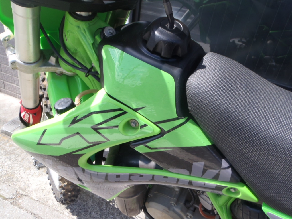 格安！！KX85-Ⅱ大人＆ED仕様入荷しますた（ ｀ε´）ﾉ | 和田物語