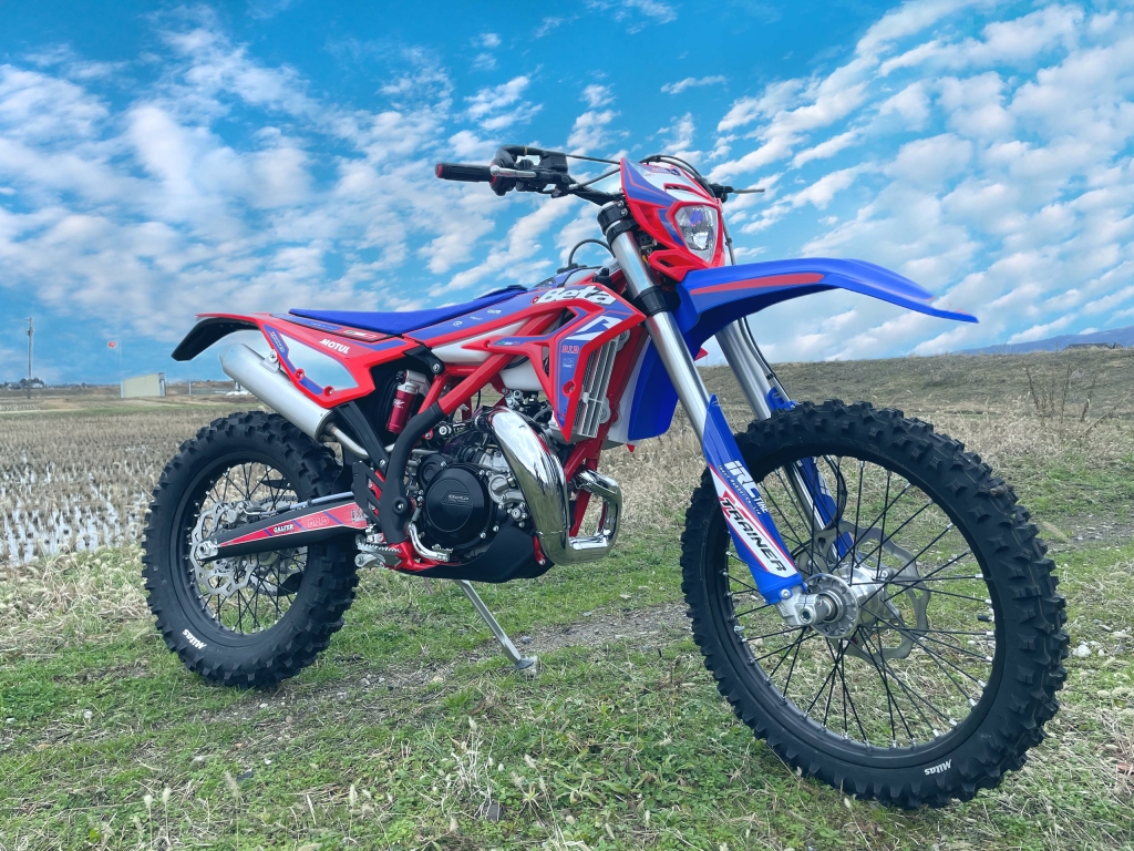 beta xtrainer 2022外装　おまけ付き X-trainer