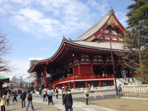 浅草寺に来た〜!