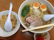 冷えた身体に熱いラーメンは嬉しい
