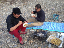 食べてるときは、みんな幸せそう