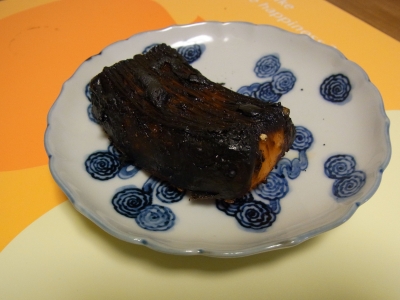 ほとんど炭のイカステーキ