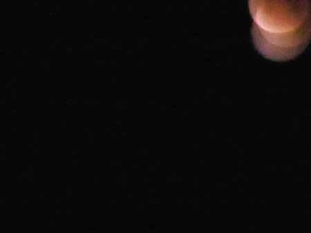 偶然映った皆既月食