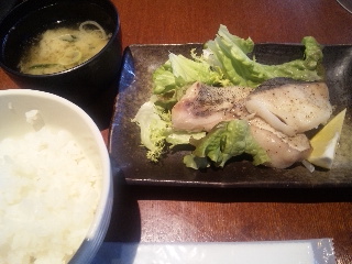 Dynamic Dining ¸æÈ¬ À²³¤¥È¥ê¥È¥óŹ¡ÖB¥é¥ó¥Á¡×