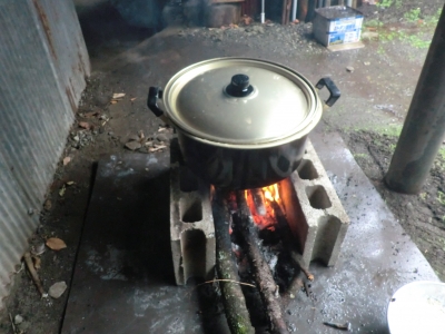 大豆を煮る