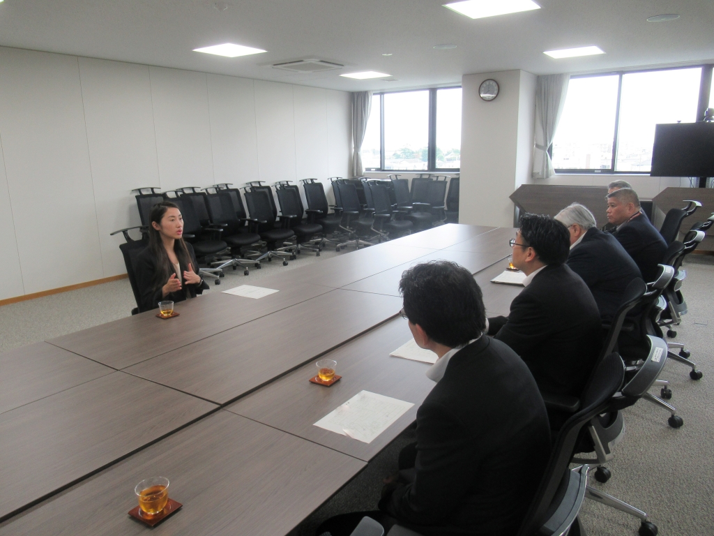 越谷市教育委員会委員 辞令交付式（足立夢実 氏） 福田あきら（フクダアキラ） ｜ 選挙ドットコム