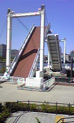 Image025.jpg
