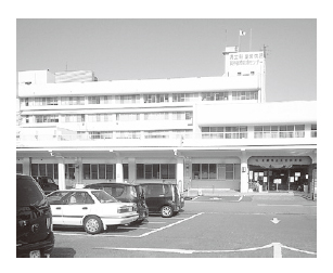 県病院