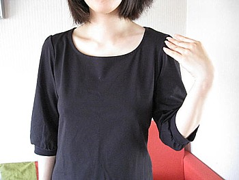 ニッセン 汗じみ防止パフ袖Tシャツ2
