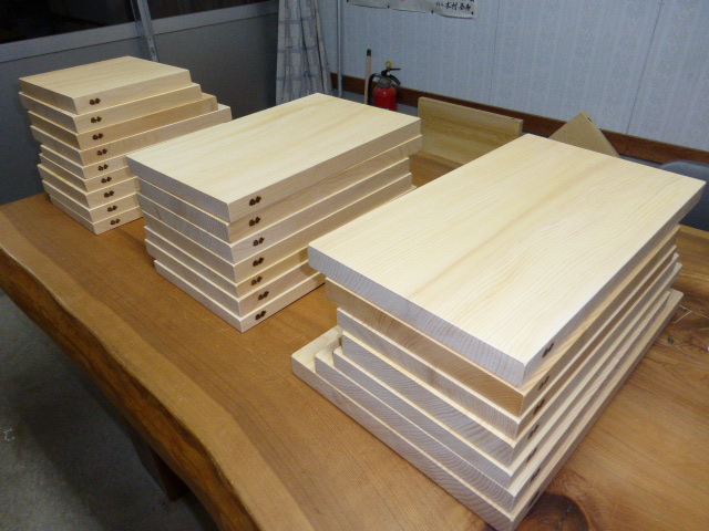 日本産本榧（かや） 総赤身まな板 ５４枚加工 | 松村木材 Blog
