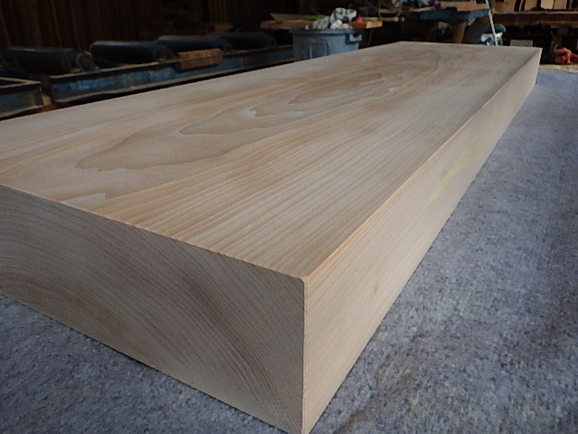 ウナギ　タチウオ　超ロング1500mm 特注　桐の天板　特大まな板 うなぎ屋さんの特大まな板 | 松村木材 Blog