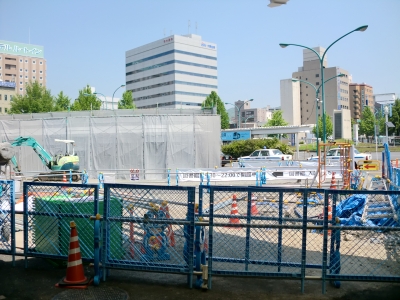 駅前図書館3